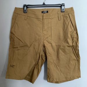 Men’s Arc’teryx shorts - size 34
